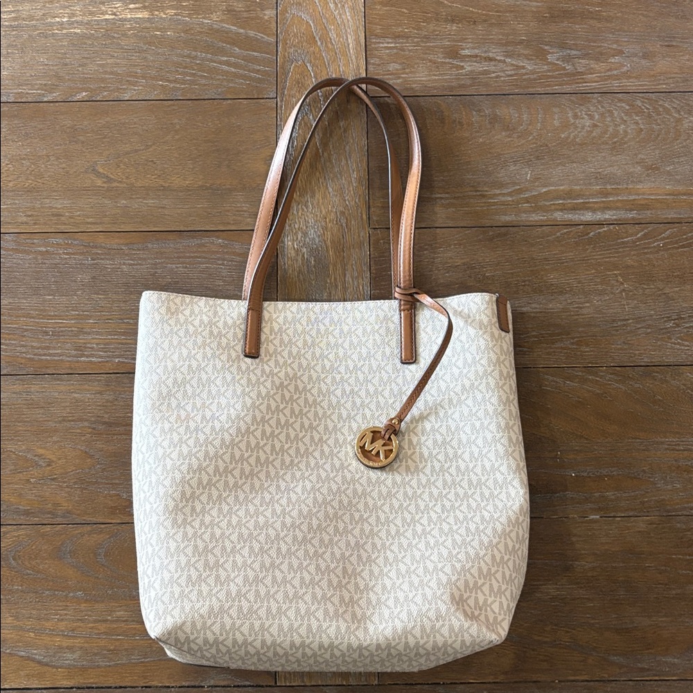 KORS Michael Kors Cream and Tan Shoulder Bag